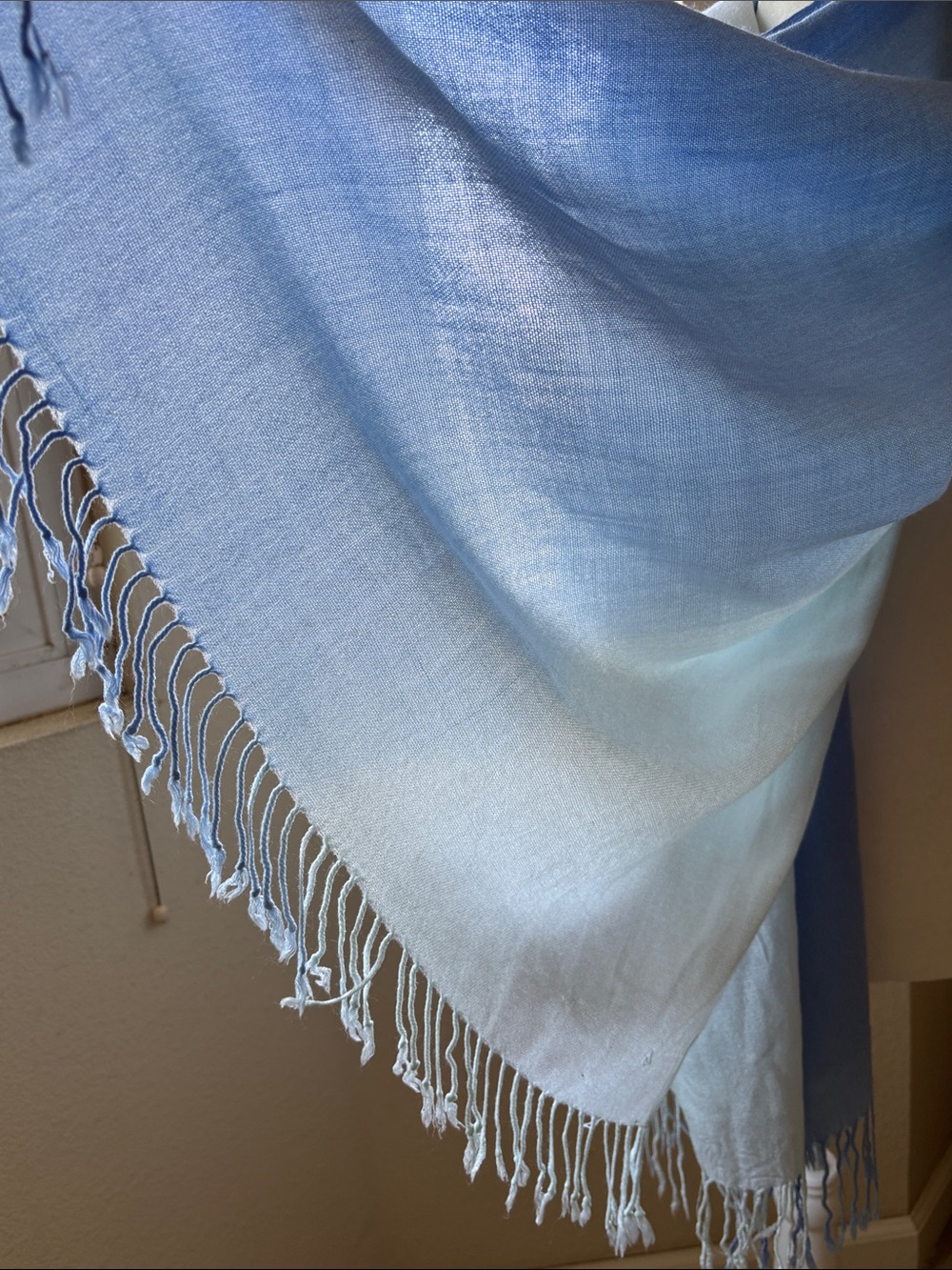Nicole Marciano Scarf Blue Ombre - Picture 6 of 9